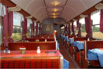 Roter Speisewagen
